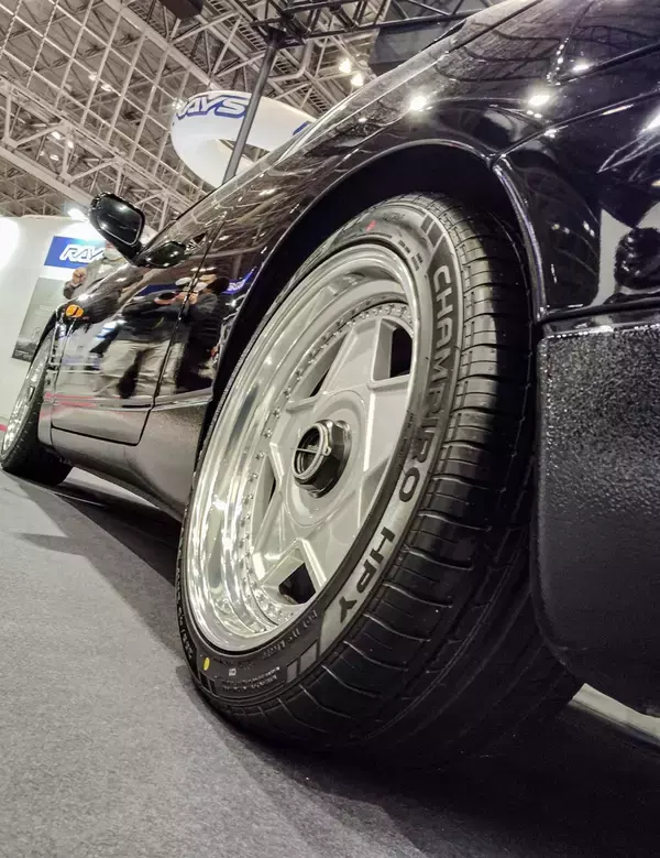「【東京オートサロン2026で発見！】“厳選”最新カスタムパーツをクローズアップ｜DIXCEL／阿部商会／MID WHEELS／星光産業｜」の画像