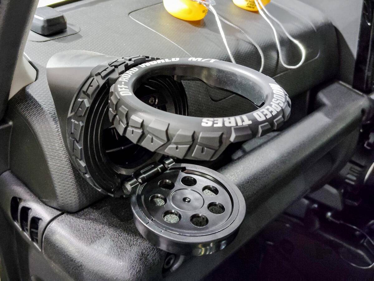 【東京オートサロン2026で発見！】“厳選”最新カスタムパーツをクローズアップ｜DIXCEL／阿部商会／MID WHEELS／星光産業｜