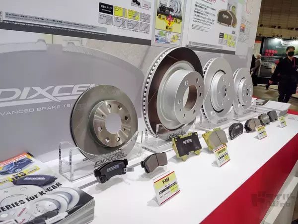 「【東京オートサロン2026で発見！】“厳選”最新カスタムパーツをクローズアップ｜DIXCEL／阿部商会／MID WHEELS／星光産業｜」の画像