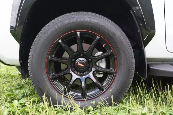 「三菱トライトンに満足してる？　オーナーの本音を聞いてみた｜スターキャンプ2025 in 朝霧高原｜」の画像