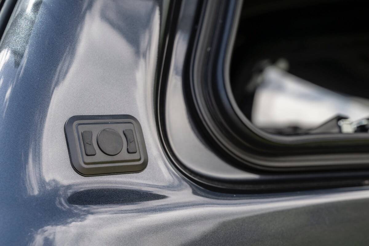 三菱トライトンに満足してる？　オーナーの本音を聞いてみた｜スターキャンプ2025 in 朝霧高原｜