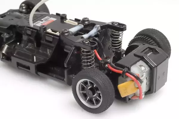 「第6.5回　京商ミニッツで遊べ！「ロータス・ボディを改造？」【ラジコンマガジン誌より】」の画像