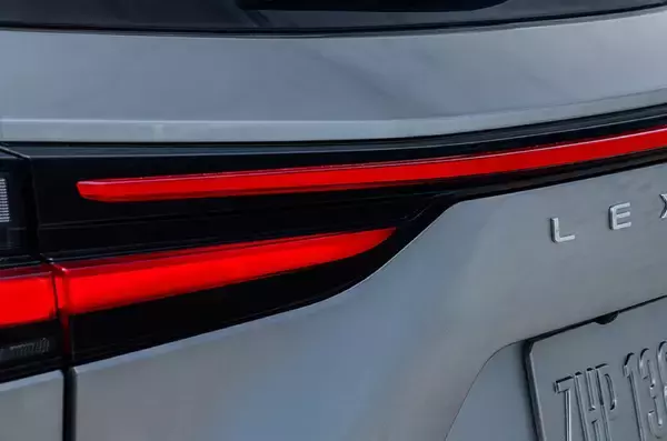 レクサスNXの新型がついに！6月12日にオンライン発表