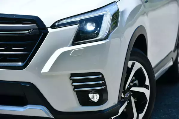 フォレスター大幅改良。フロントフェイス激変、新世代アイサイト搭載