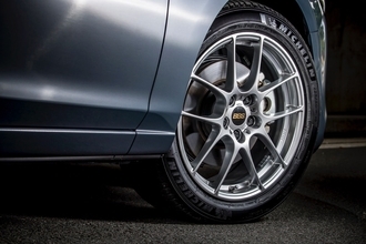 BBS × マツダ６が生み出す圧巻のハンドリング性能｜BBS アルミ鍛造1ピースホイール「RF」｜