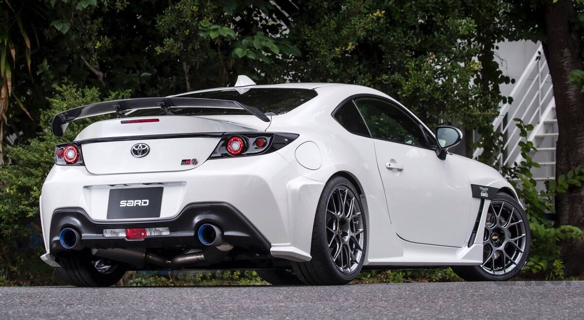 BBS×SARD「GR86」が魅せる！カスタム車との超絶マッチング