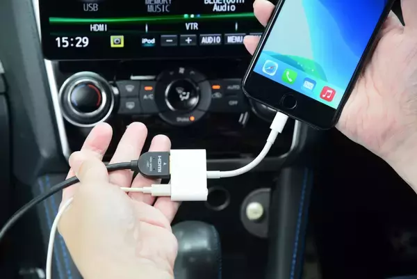 「パナソニック最新カーナビ「ストラーダ F1Xプレミアム10 CN-F1X10BLD」を使ってみたら……｜iPhoneと接続してエンタメを楽しむ！編｜」の画像