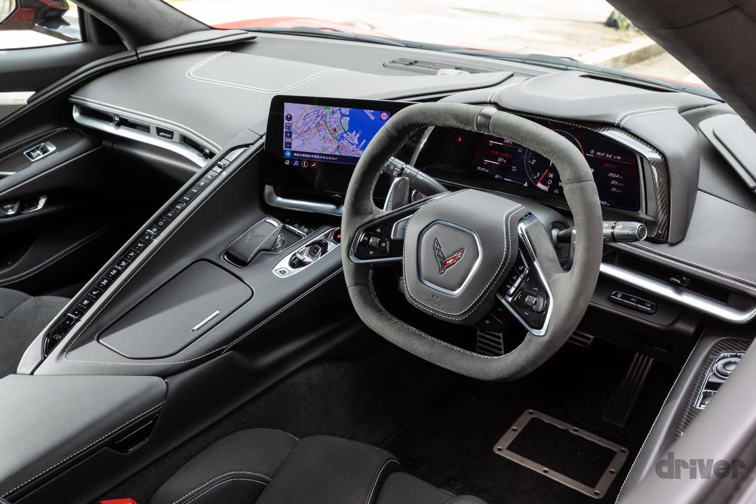 【V8サウンド健在！】FR→ミッドシップへと進化した新型コルベットは、なにが変わったのか？【輸入車ニューモデル試乗】