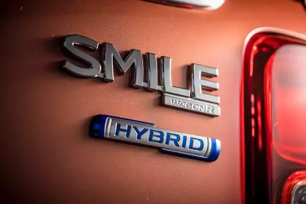 ホンダの商標とバッティング!?　スズキ「ワゴンRスマイル」のネーミングの顛末