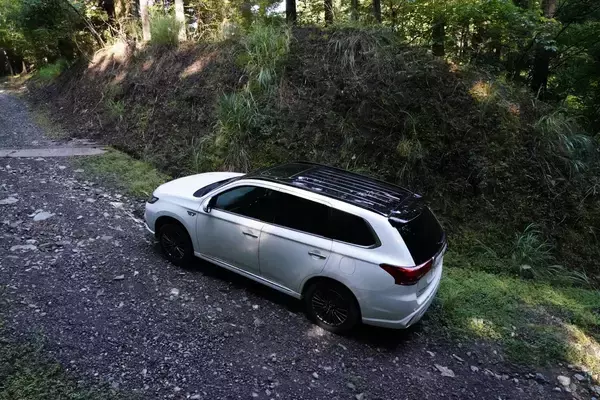 「標高1252ｍの山頂でナキウサギをモグラたたき写!?「三好秀昌のニッポン探訪・取材ウラ話　第21回〜ナキウサギ」」の画像