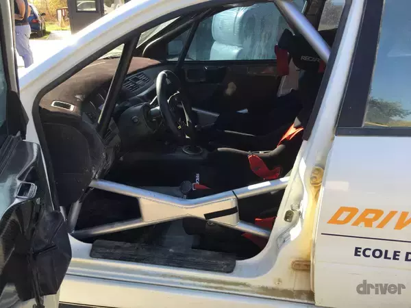 「「川名賢のラリー・セヴェンヌ参戦記 02」ラリーの本場は練習も本格コースで！ 環境がうらやましすぎる」の画像