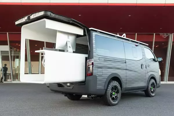 「日産リーフの再生バッテリーを搭載したスポーツカーも！　日産のはたらくクルマ10選」の画像