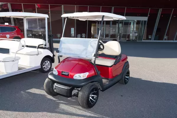 「日産リーフの再生バッテリーを搭載したスポーツカーも！　日産のはたらくクルマ10選」の画像