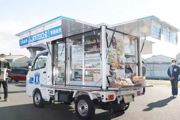 「日産リーフの再生バッテリーを搭載したスポーツカーも！　日産のはたらくクルマ10選」の画像