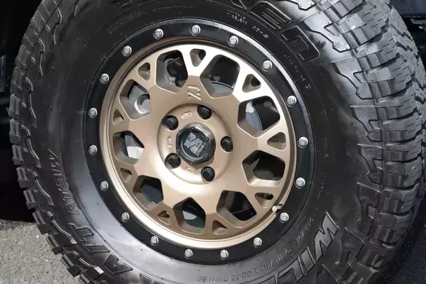 「ヨンクカスタムの熱気が帯びる「2nd JOA MEETING in長井海の手公園」」の画像