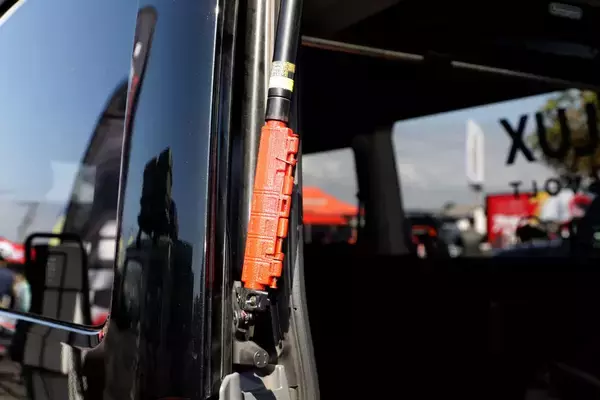 「ヨンクカスタムの熱気が帯びる「2nd JOA MEETING in長井海の手公園」」の画像