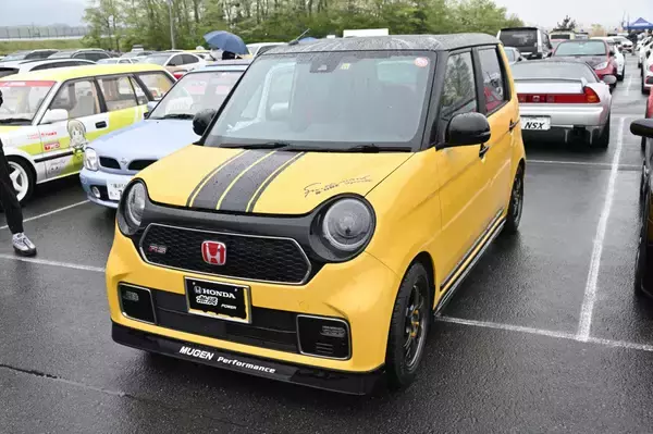 「レイズホイールカスタムのお手本…700台を超えるレイズユーザーが富士に集結！「2022 RAYS FAN MEETING」開催」の画像