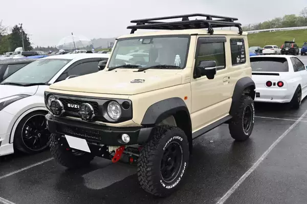 「レイズホイールカスタムのお手本…700台を超えるレイズユーザーが富士に集結！「2022 RAYS FAN MEETING」開催」の画像