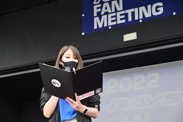 「レイズホイールカスタムのお手本…700台を超えるレイズユーザーが富士に集結！「2022 RAYS FAN MEETING」開催」の画像
