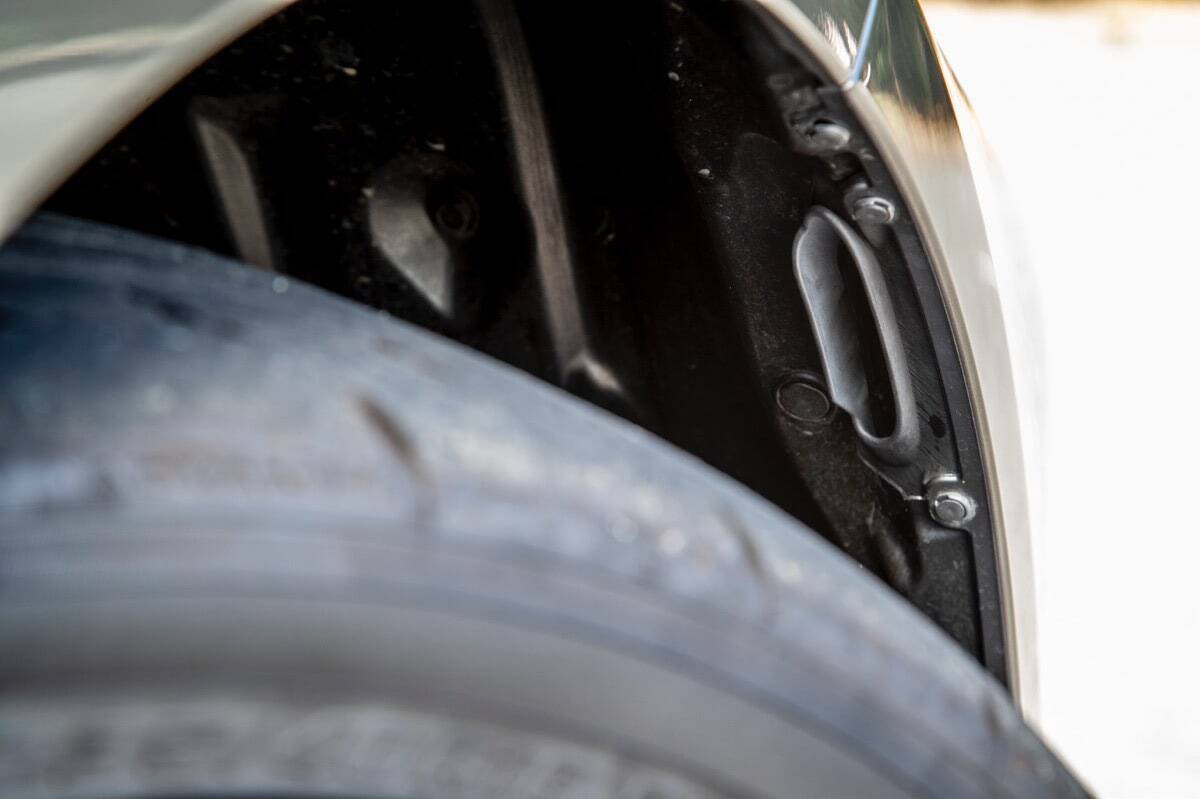 目に見えぬ改良に意味はあるのか…“改良版”GRカローラ試乗