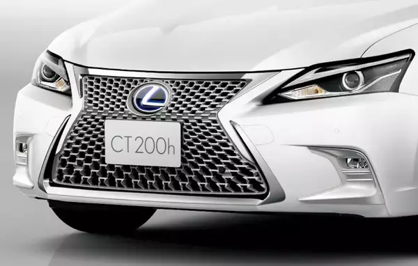 ついにレクサスCTが2022年10月に生産終了。最後の特別仕様車「チェリッシュト ツーリング」ってどういう意味？