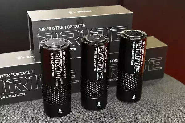 「ブリッドは2023年も全開！初音ミク仕様やリサイクル素材採用シートなど新製品が盛りだくさん｜東京オートサロン2023｜」の画像