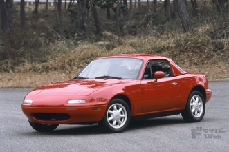 往年のライトウエイト・スポーツらしさを再現したマツダ MX-5 ミアータ［driver 1989年3-20号より］