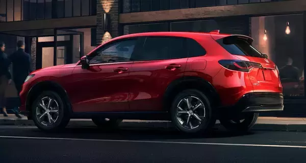 ホンダ、新型SUVの年内発売を告知！　迫力のフロントフェイス…車名はZR-Vか