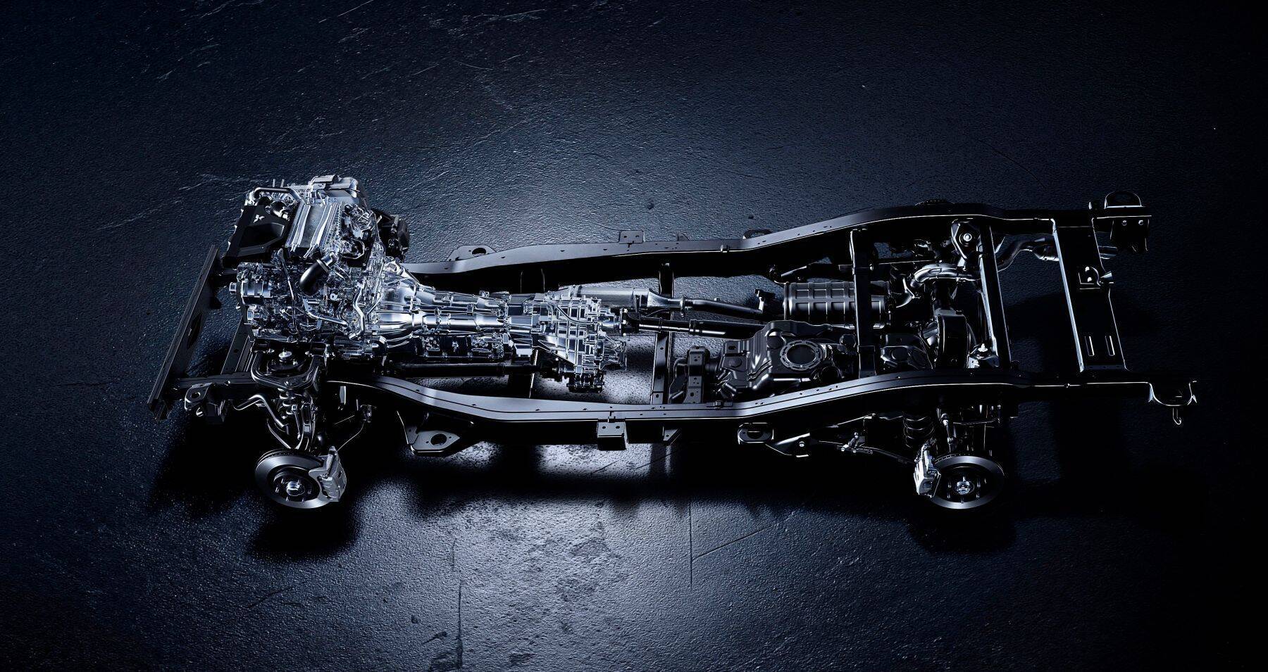 【ついに復活！】名車パジェロはどう進化したのか？　ラダーフレーム×2.4Lディーゼルで挑む三菱の最新フラッグシップ