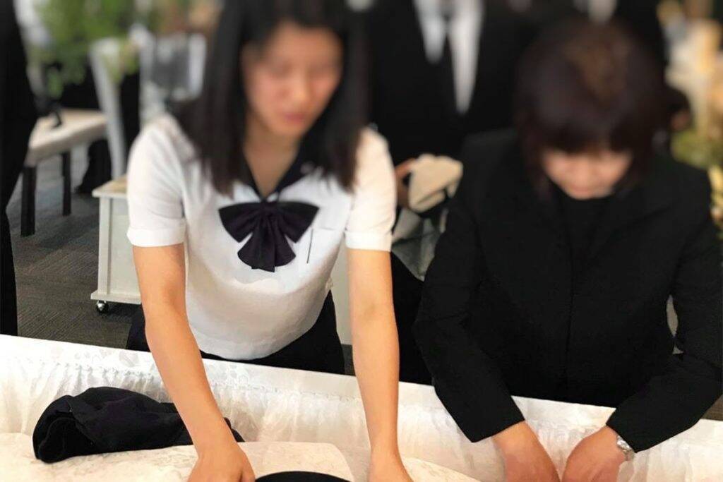 高3の孫娘がプロデュース。おじいちゃんのための「笑顔のたえないお葬式」