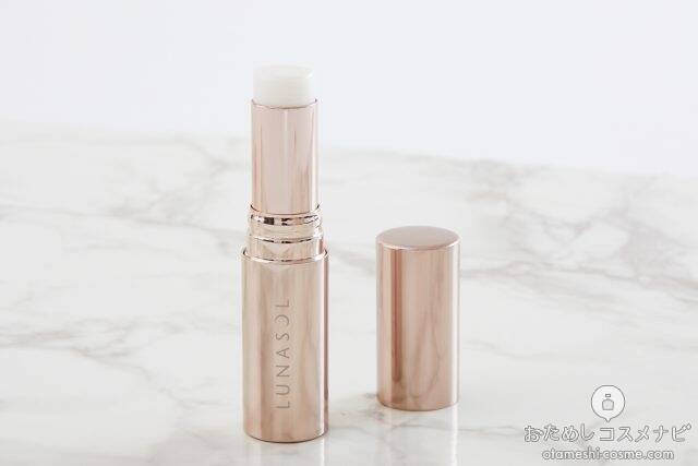 みずみずしくきらめく スティックタイプのハイライト ルナソル ラディアントスティック 限定1種 で透明感のあるツヤ肌に 年5月27日 エキサイトニュース