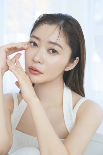 指原莉乃プロデュースコスメブランド『Ririmew』ブランド新ビジュアルを公開！