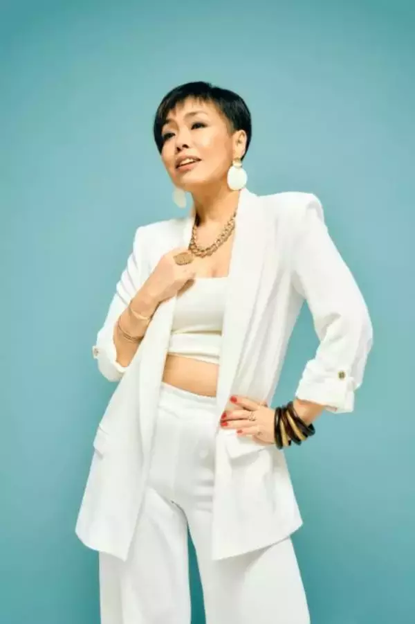 【独占コメント到着】Tinaが描く“今の自分”へのエール！新曲は10代の夢と現在をつなぐ人生賛歌