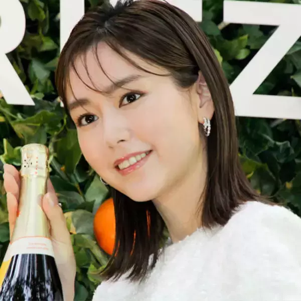 「ショートも素敵」桐谷美玲、肩上のNEWボブヘアを公開し絶賛の声「可愛いくてたまらん」「小顔」