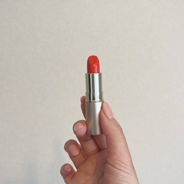 夏リップは今年もオレンジに注目☆プチプラで使える優秀リップ3選♪