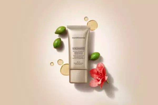 ベアミネラル、うるおい持続＆紫外線などの外的要因から守る「スキンロンジェヴィティ フィトC UVモイスチャライザー」が新発売！