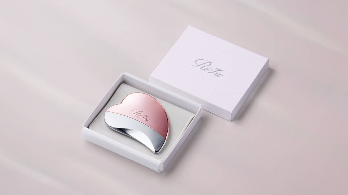 ReFa、コームとカッサの機能を兼ね備えた「リファハートコーム カッサ」発売