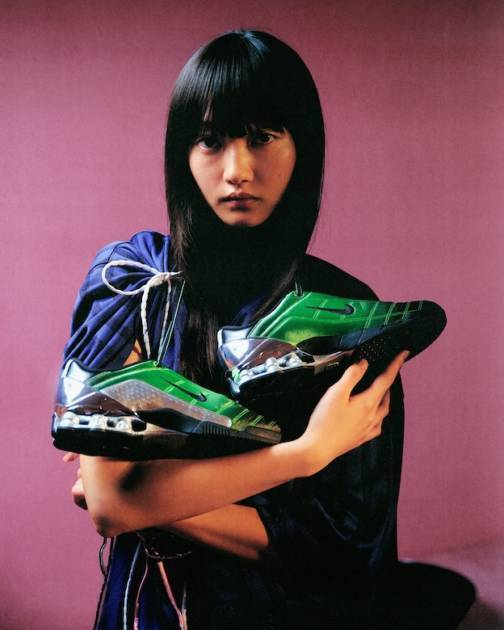 Forget-me-notsとNIKEがコラボ　夏の高揚感をまとった「W NIKE T90 SHOX MAGIA SP FMN」6月13日に発売
