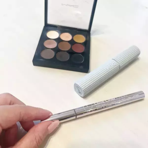 老け見えポイントはココ！大人の若見えメイクに取り入れたいトレンド