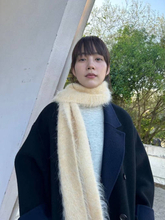 のん、ふわもこストールを巻いた冬コーデに反響「可愛らしい」「すごくほっこり」