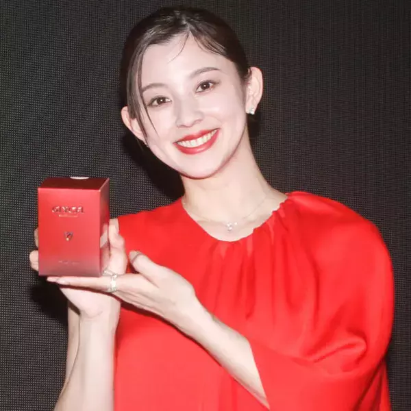 朝比奈彩「これは本当に良い」毎日愛用する信頼のCCクリームを紹介