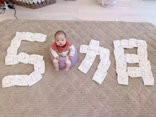 辻希美、次女が生後5ヶ月に！日々の成長に母心「離乳食始まるや～ん」「早過ぎるなぁ～」