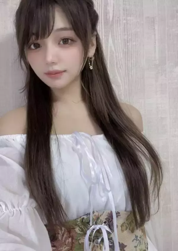 お気に入りアイテムを公開♪Five emotion・大橋あかり愛用の韓国ブランドコスメ【5えもんの興味津々】