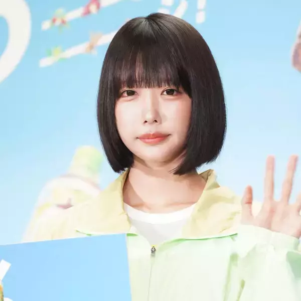 あの、鈴木福とのダブル主演ドラマ『惡の華』で新境地へ！鮮烈な印象を残すハマり役となるか
