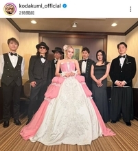 倖田來未、ピンク×ホワイトの華やかドレスSHOTにファンうっとり「可愛すぎてたまらん」「神ビジュ」