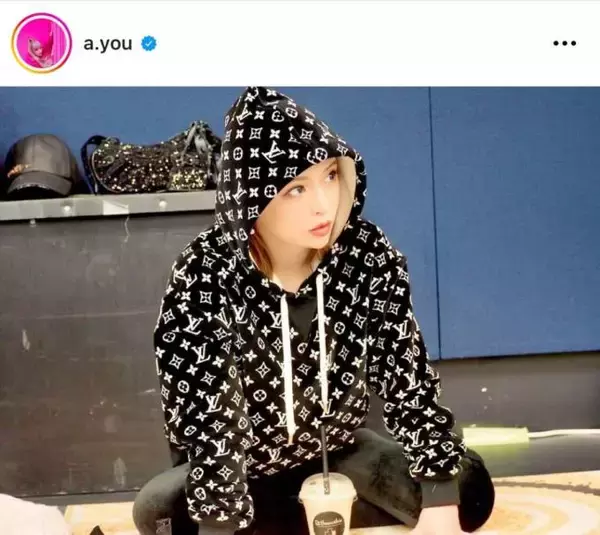 「可愛すぎる」浜崎あゆみ、“ルイ・ヴィトン”姿のリハーサルSHOT公開＆最近ショックだったこと明かす