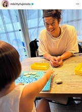 藤本美貴、3歳次女と庄司智春が粘土遊び！ほっこりSHOTに反響「今日もいいパパ」「大きくなったね」