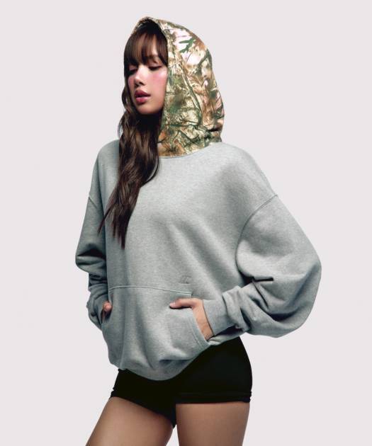 【2026年GW】BLACKPINKリサが手がける「LLOUD」ポップアップがリステアで5月1日から開催。日本初上陸アイテムも