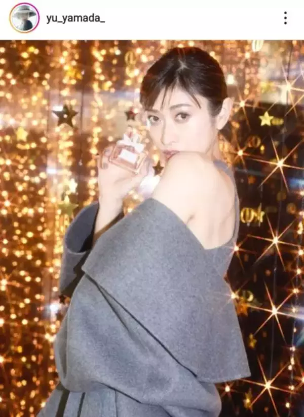 山田優、美スタイル際立つ肌見せワンピースSHOTにファン悶絶「うっとり」「凄くかっこいい」