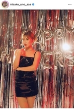 宇野実彩子、美スタイル披露のミニワンピSHOTにファンうっとり「美脚」「最高に綺麗」